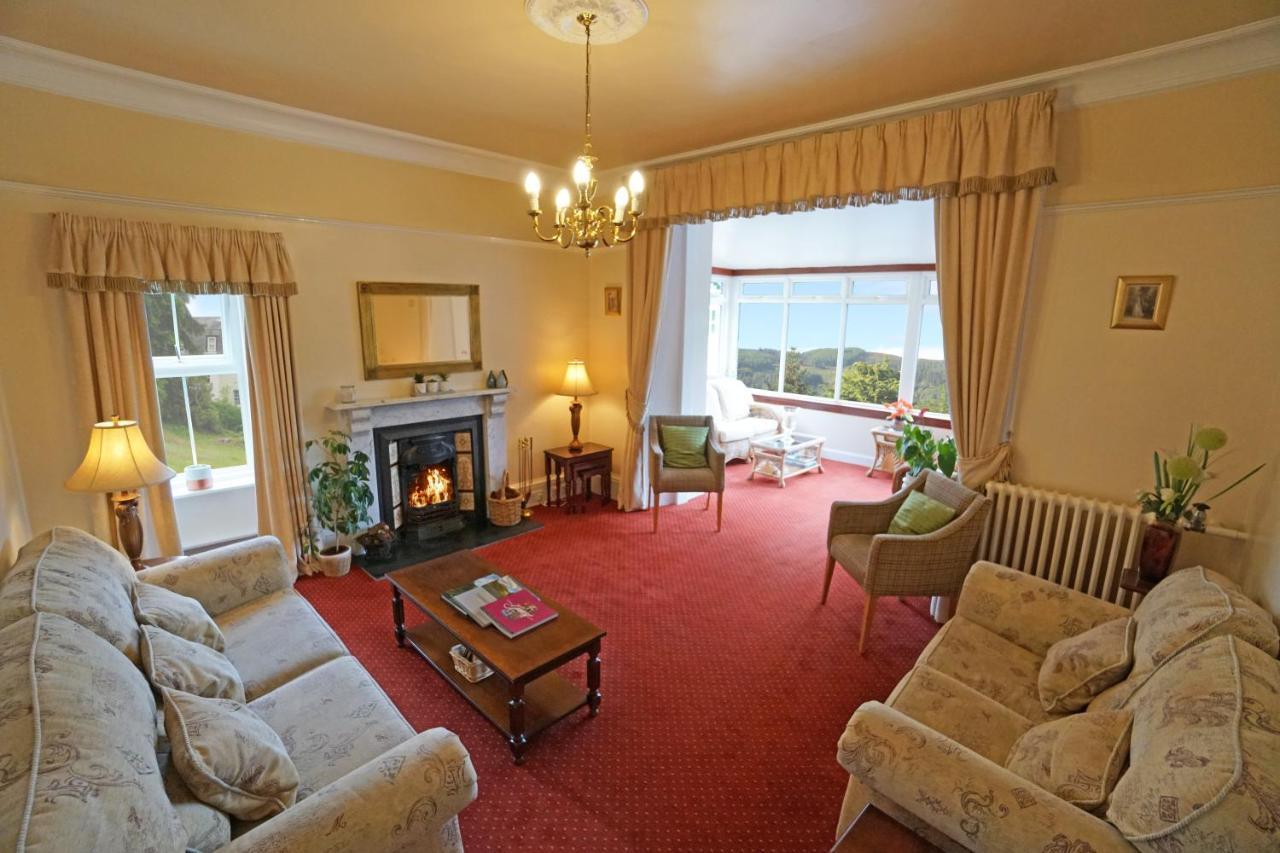 Tigh Na Cloich Hotel Pitlochry Exterior photo